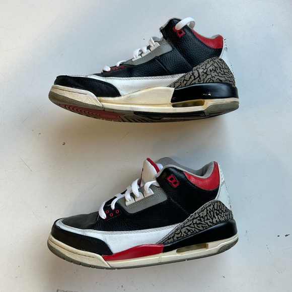 Jordan 3 retro low top sneakers, used good condition - Picture 3 of 10
